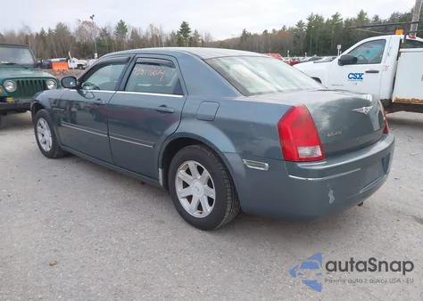 2005 Chrysler 300 из США, поврежденный, VIN 2C3JA53G65H163069